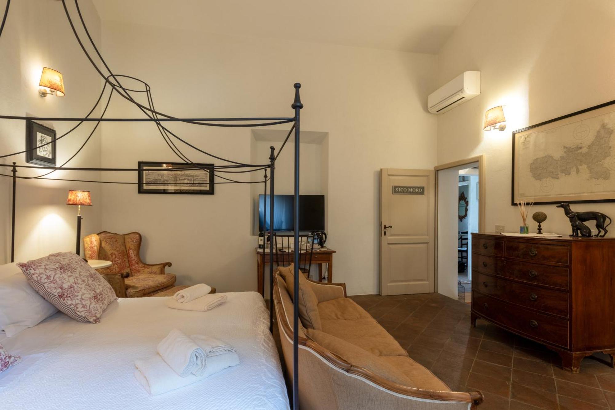 La Locanda Di Villa Toscana Бибона Екстериор снимка