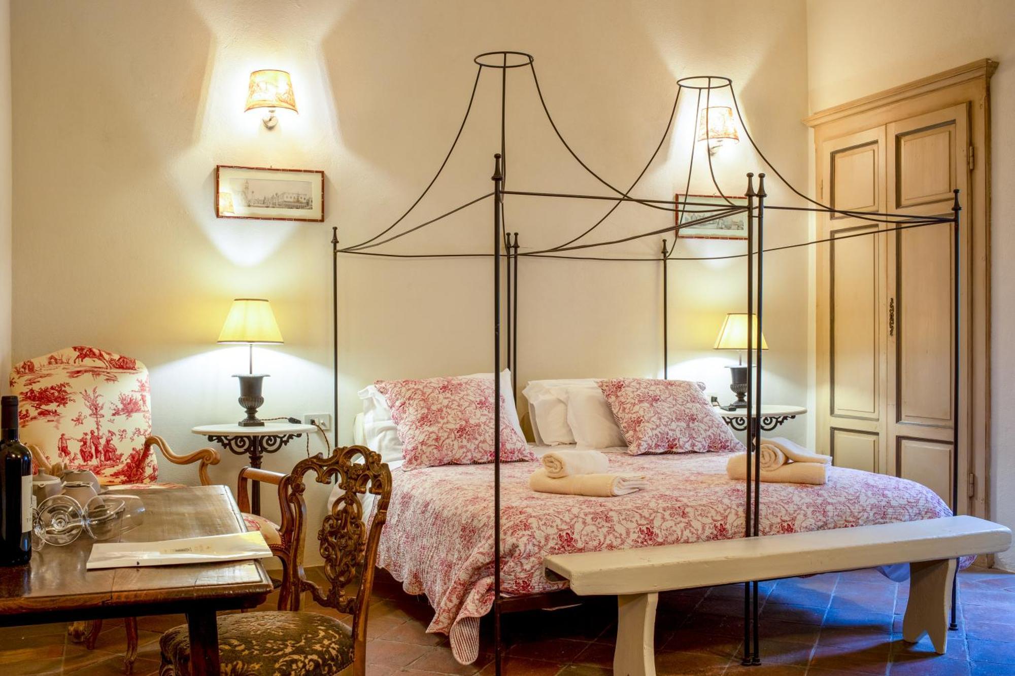 La Locanda Di Villa Toscana Бибона Екстериор снимка