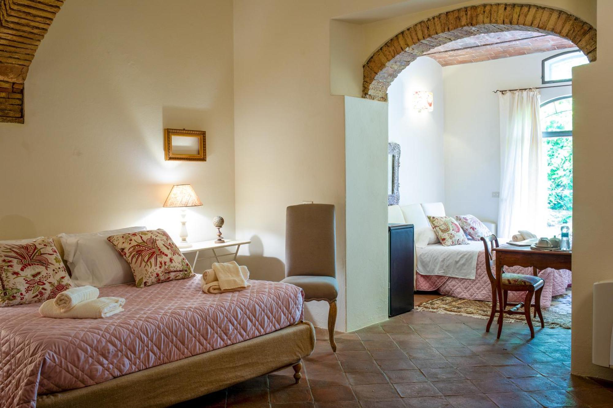 La Locanda Di Villa Toscana Бибона Екстериор снимка