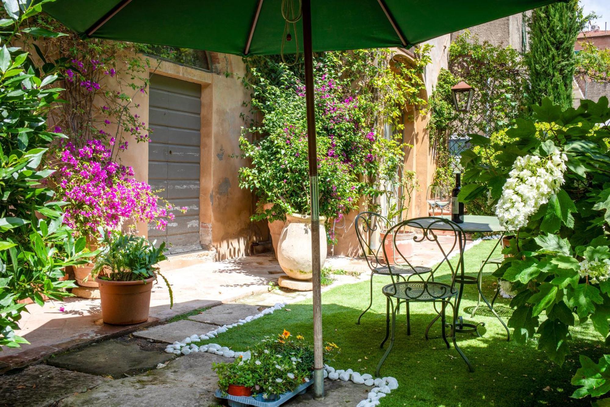 La Locanda Di Villa Toscana Бибона Екстериор снимка